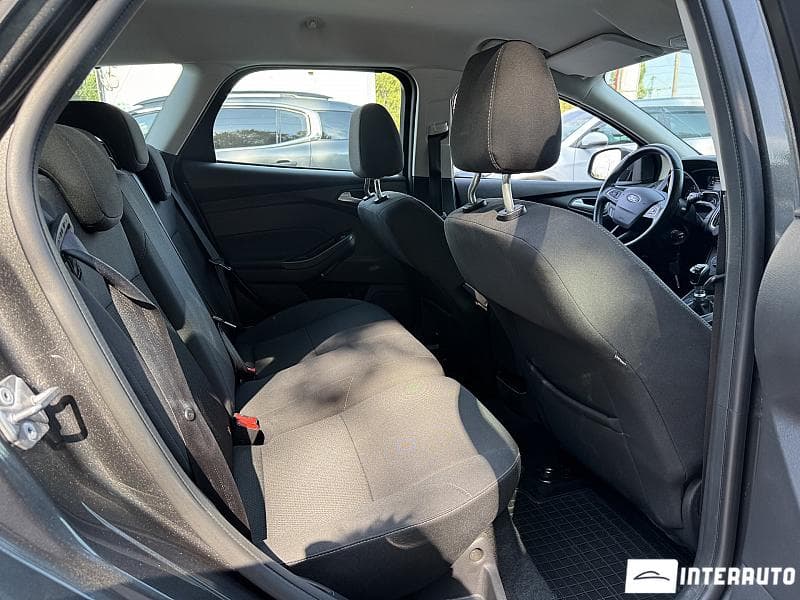2018 Ford Focus — Miniatură 15