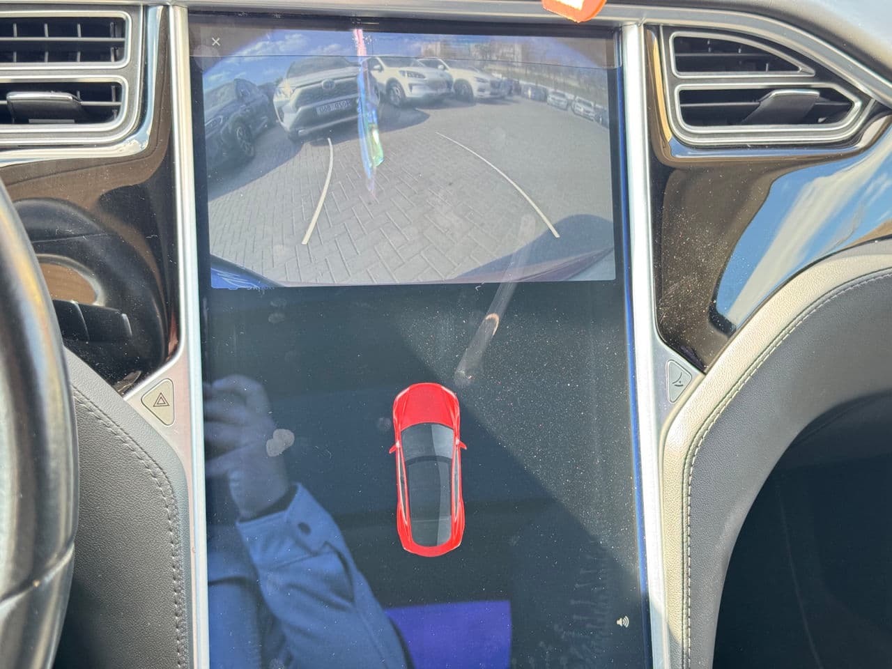 2015 Tesla Model S — Miniatură 12
