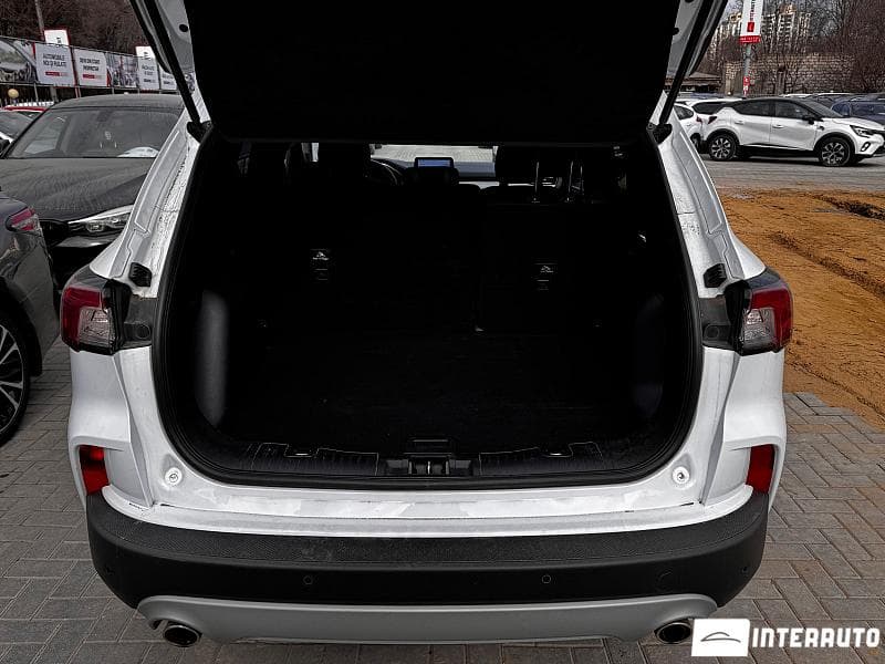 2021 Ford Kuga — Miniatură 18