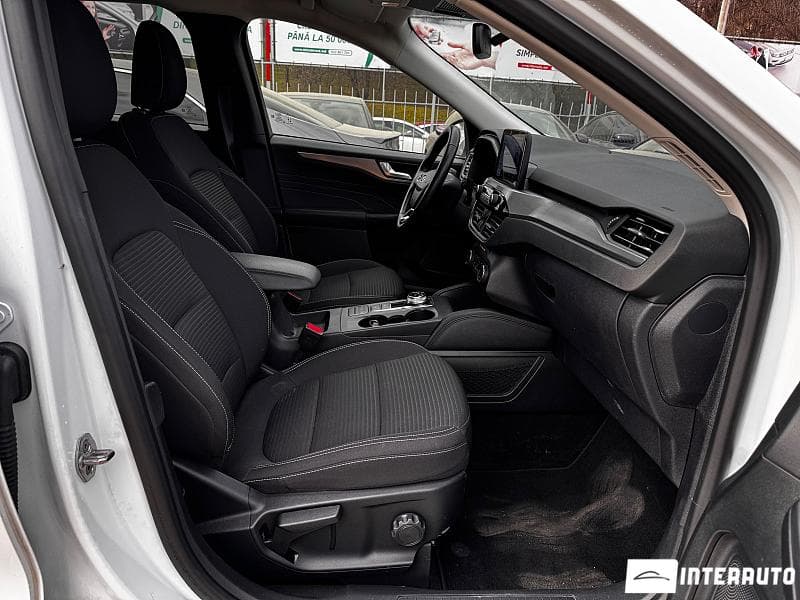 2021 Ford Kuga — Miniatură 5