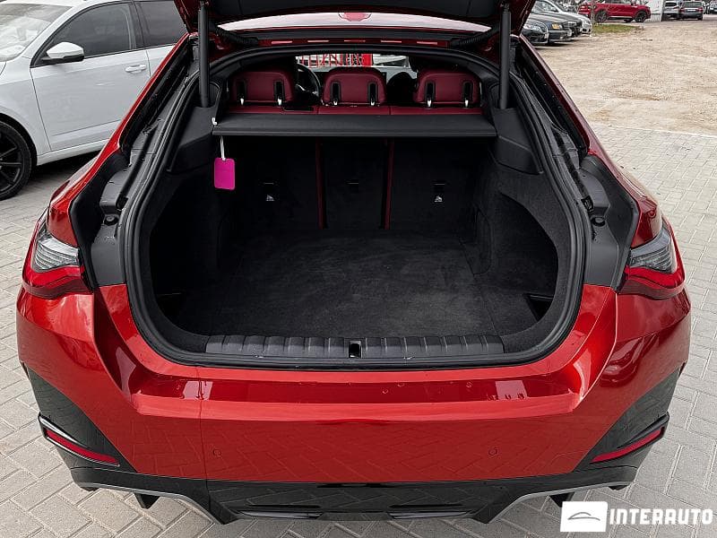 BMW i4 M50 2022 — Миниатюра 17