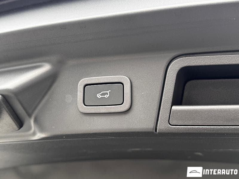 2020 Land Rover Range Rover Velar — Miniatură 18