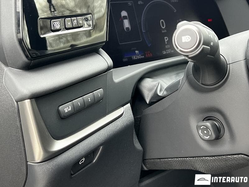 2024 Lexus RZ 450e — Miniatură 16