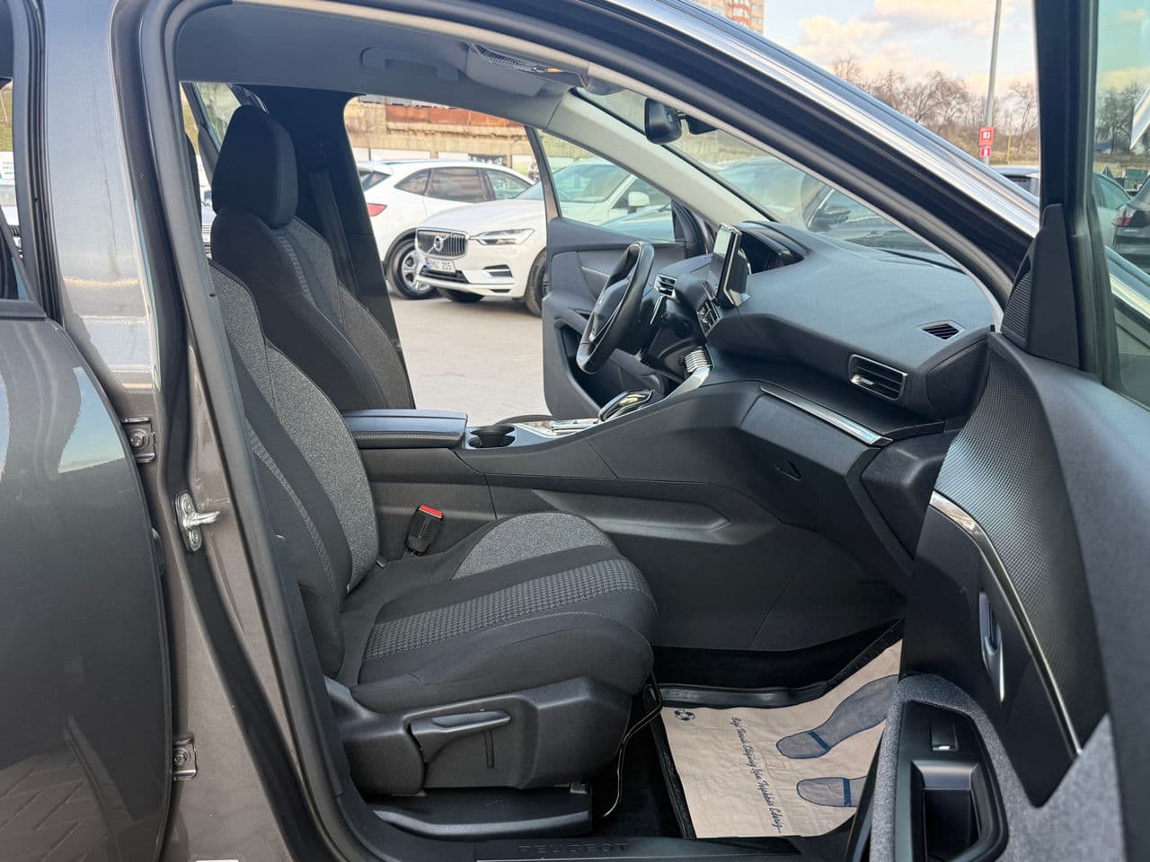 2021 Peugeot 3008 — Miniatură 15