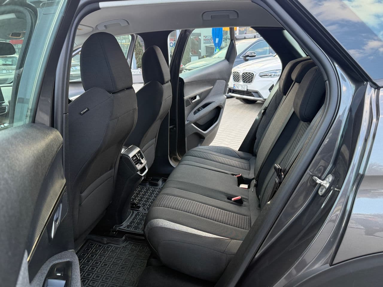 2021 Peugeot 3008 — Miniatură 13