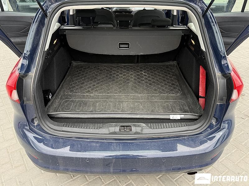 2019 Ford Focus — Miniatură 18