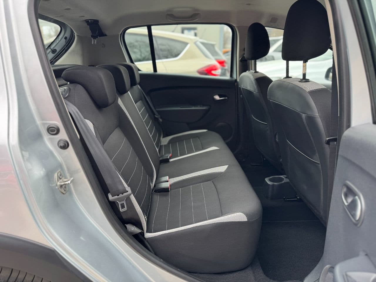 Dacia Sandero Stepway 2019 — Миниатюра 18