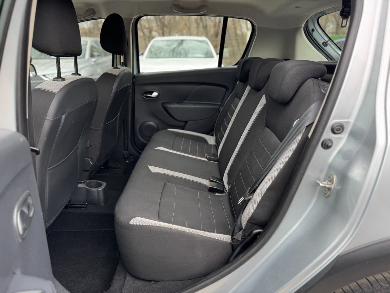 Dacia Sandero Stepway 2019 — Миниатюра 19
