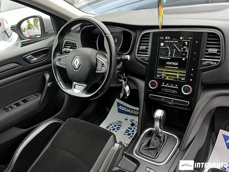 Renault Megane 2018 — Миниатюра 6