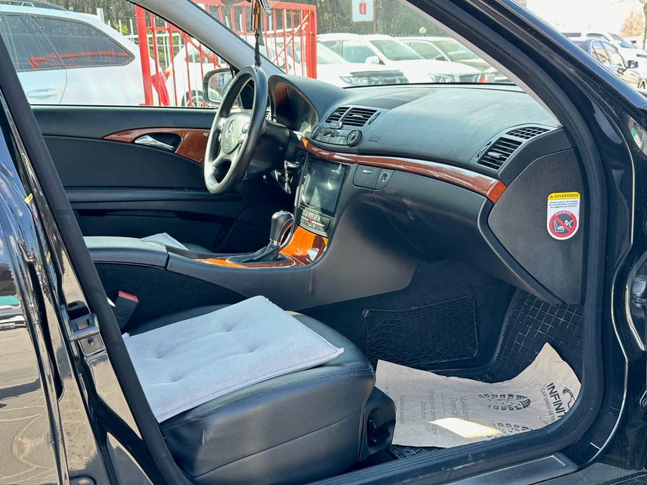 2009 Mercedes E 220 — Miniatură 6