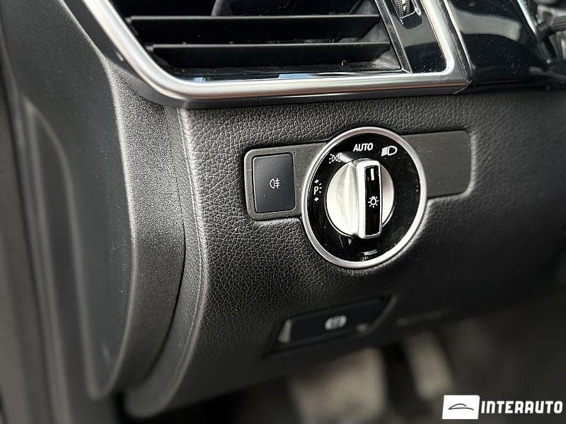 2016 Mercedes GLE 500e — Miniatură 9