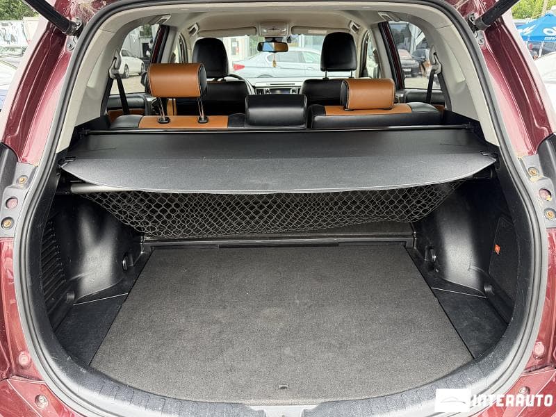 2017 Toyota Rav-4 — Miniatură 20