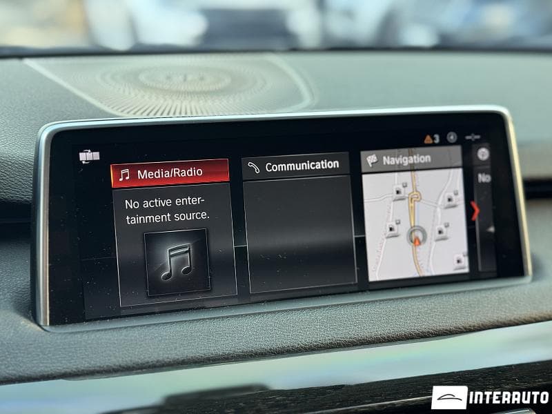 BMW X5 4.0e 2018 — Миниатюра 15