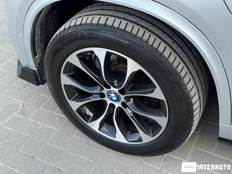 BMW X5 4.0e 2018 — Миниатюра 24