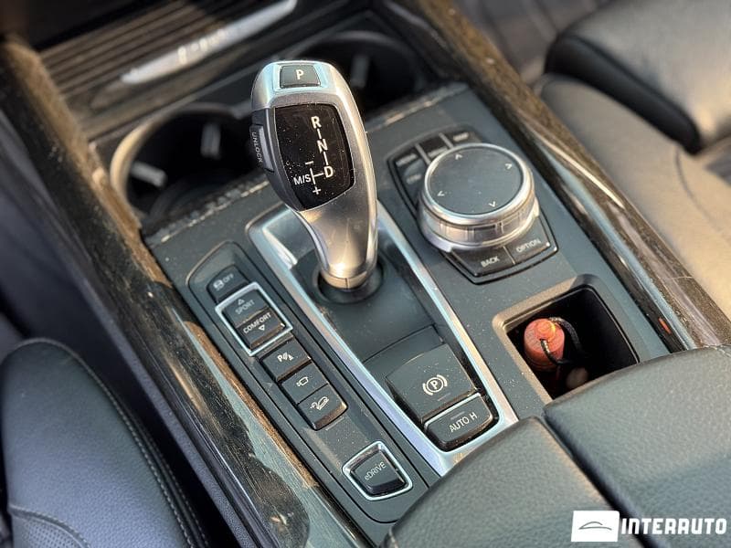 BMW X5 4.0e 2018 — Миниатюра 17