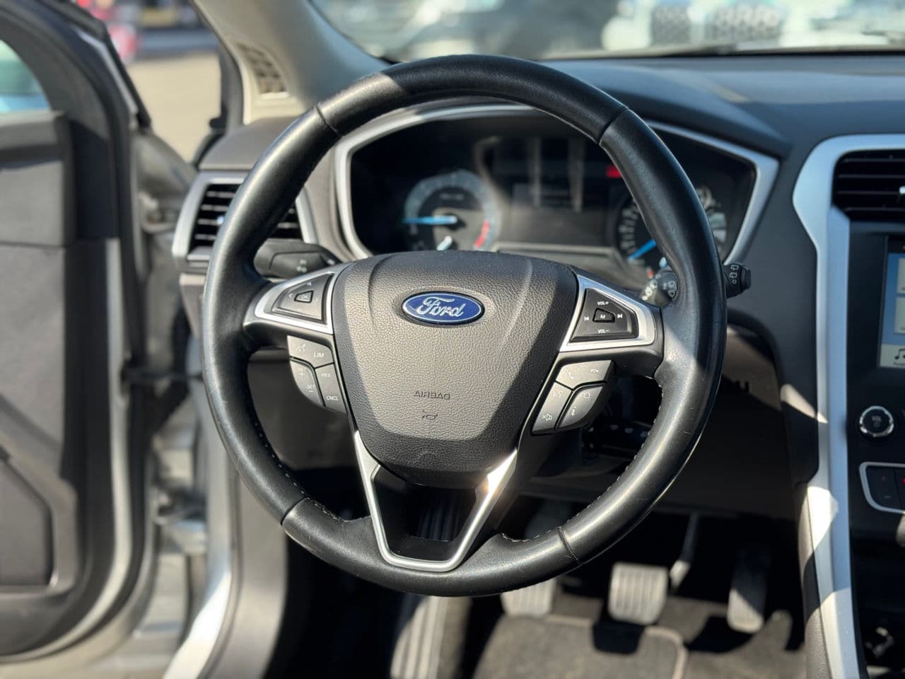 2017 Ford Mondeo — Miniatură 7