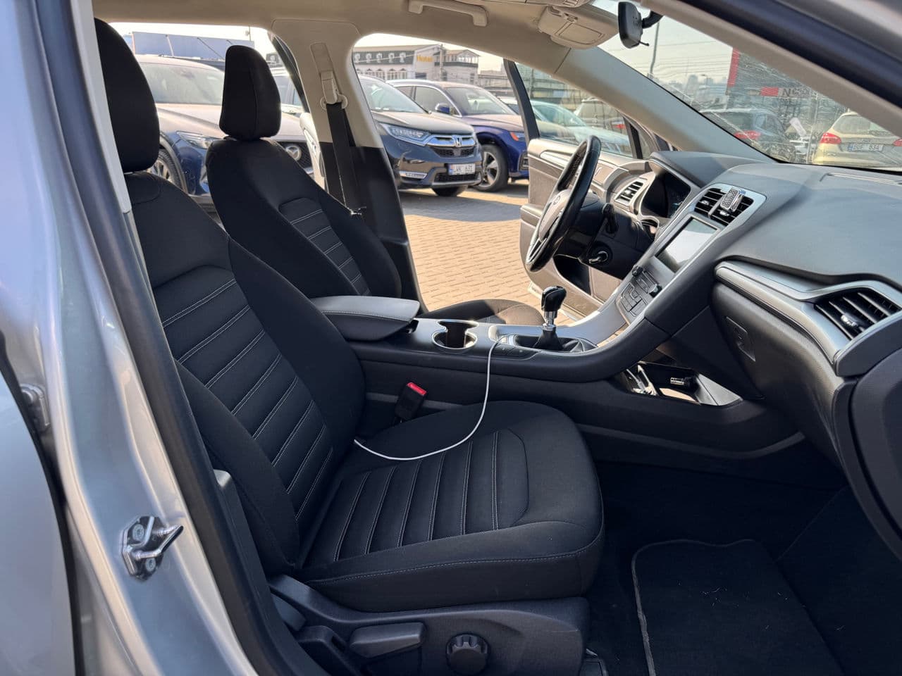 2017 Ford Mondeo — Miniatură 15