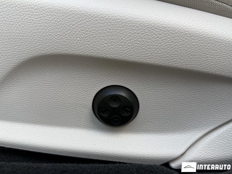2021 Mercedes E 350 — Miniatură 23