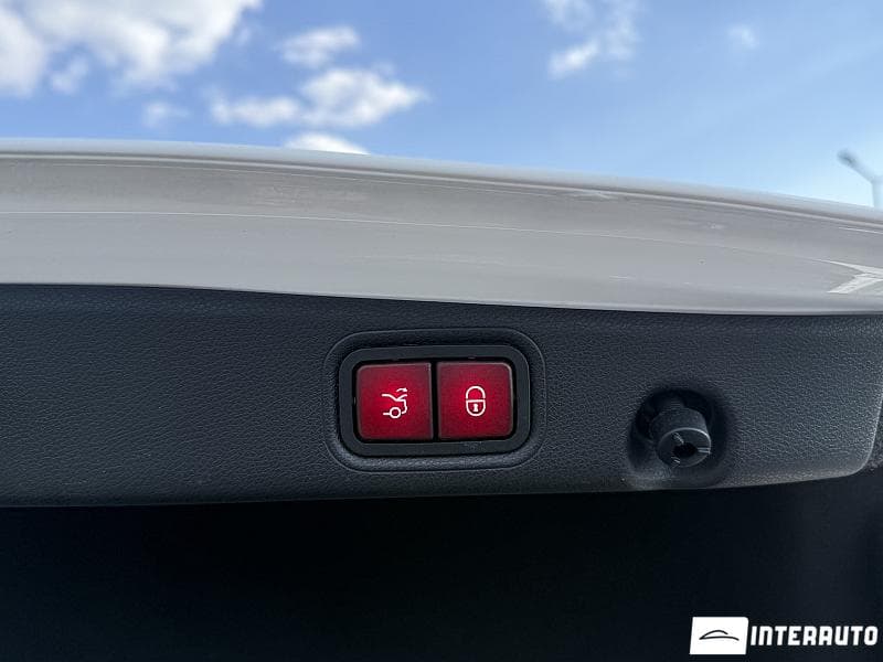 2021 Mercedes E 350 — Miniatură 25