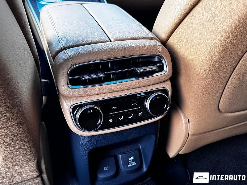2021 Genesis GV80 — Miniatură 18