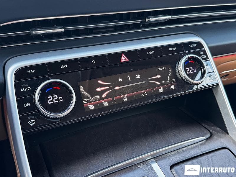 2021 Genesis GV80 — Miniatură 8