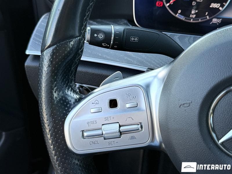 2020 Mercedes CLS 220 — Miniatură 11