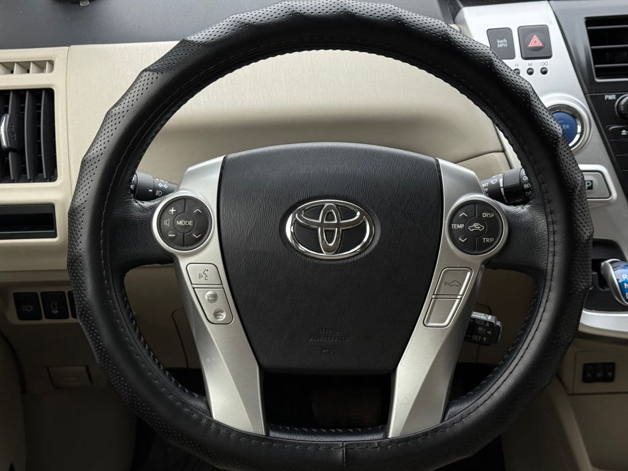 2014 Toyota Prius Plus / V — Miniatură 12