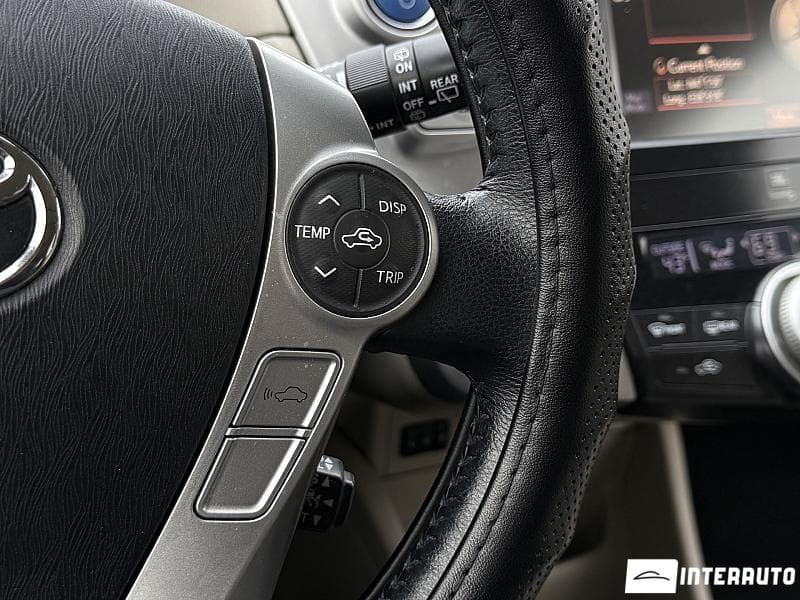 2014 Toyota Prius Plus / V — Miniatură 21