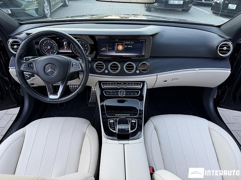 2017 Mercedes E 300 — Miniatură 9