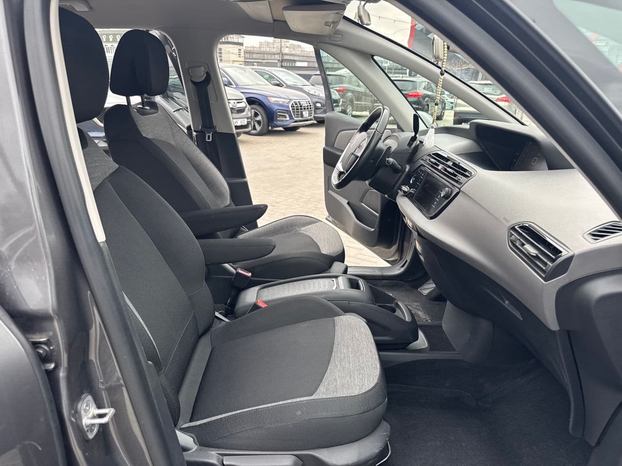Citroen C4 Picasso 2018 — Миниатюра 15