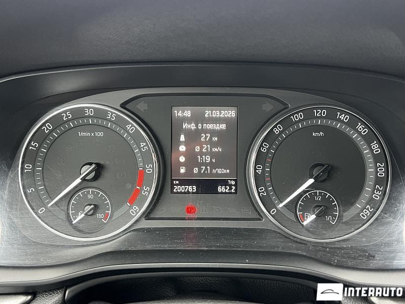2022 Skoda Octavia — Miniatură 9