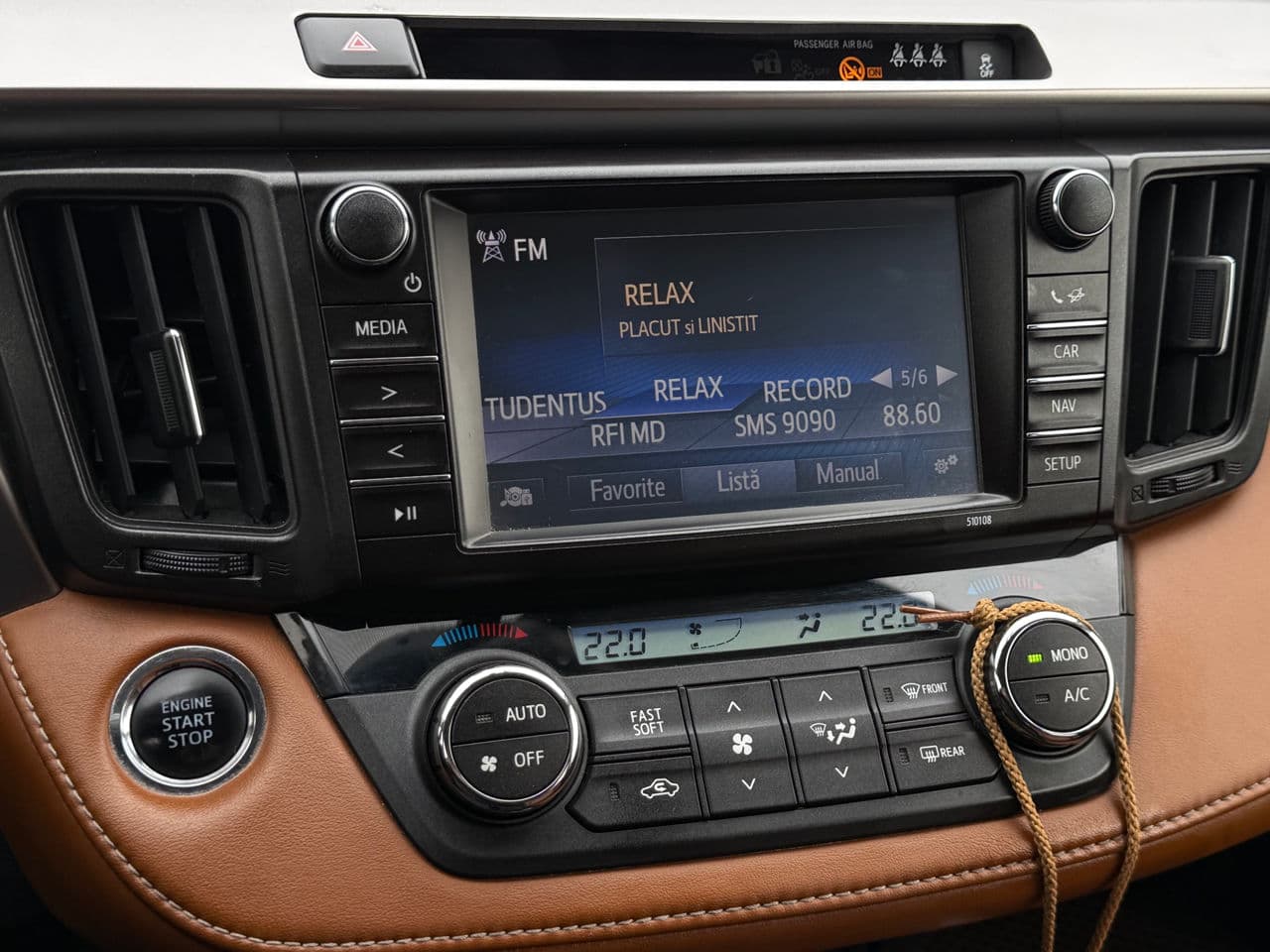 2016 Toyota Rav-4 — Miniatură 14