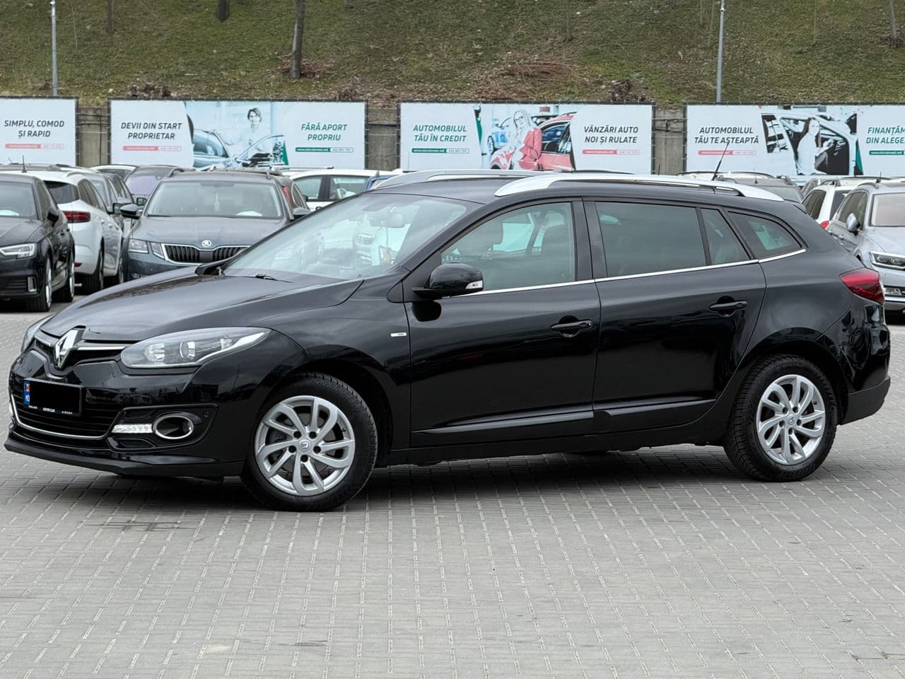 2015 Renault Megane — Miniatură 2