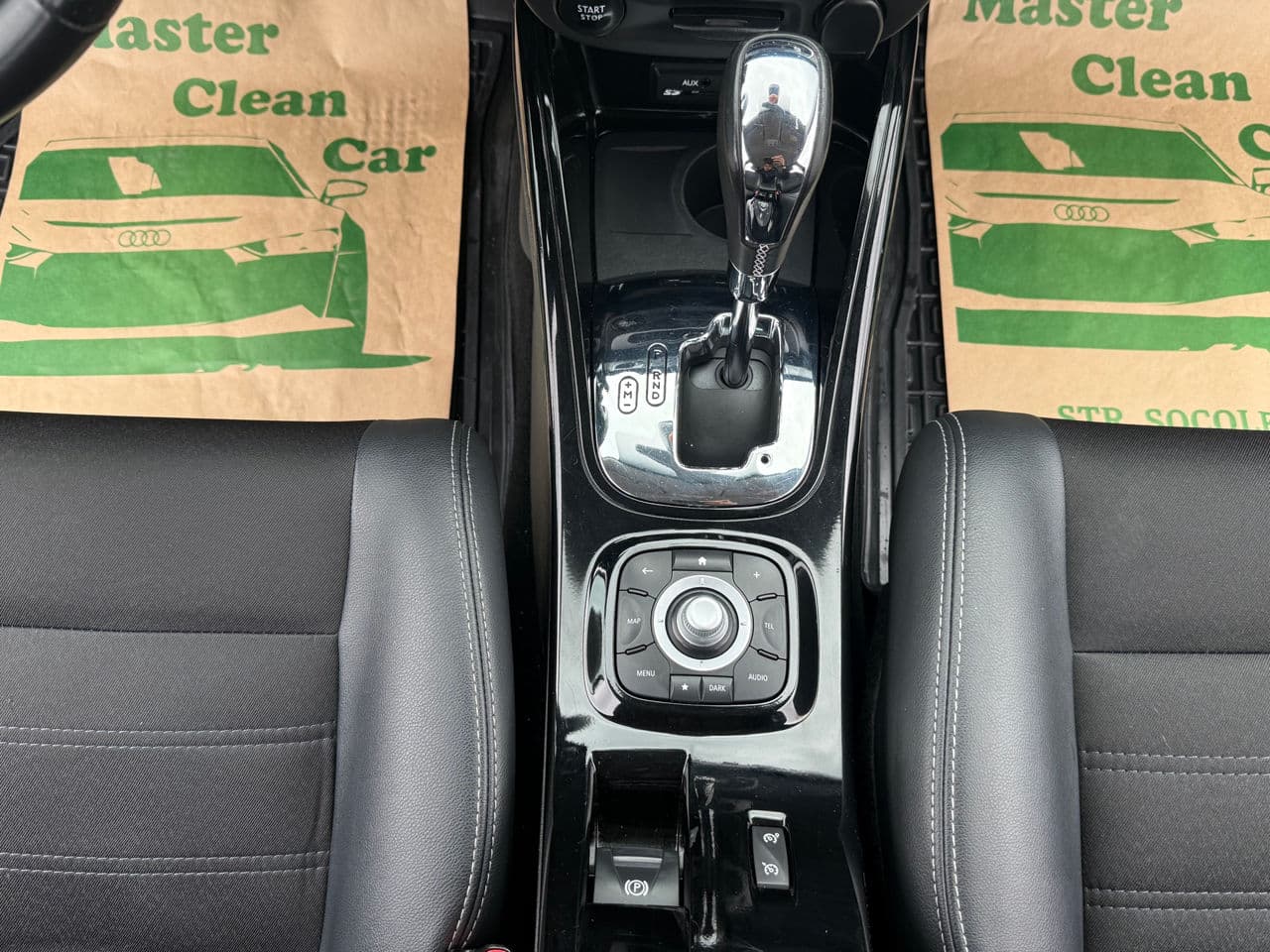 2015 Renault Megane — Miniatură 12