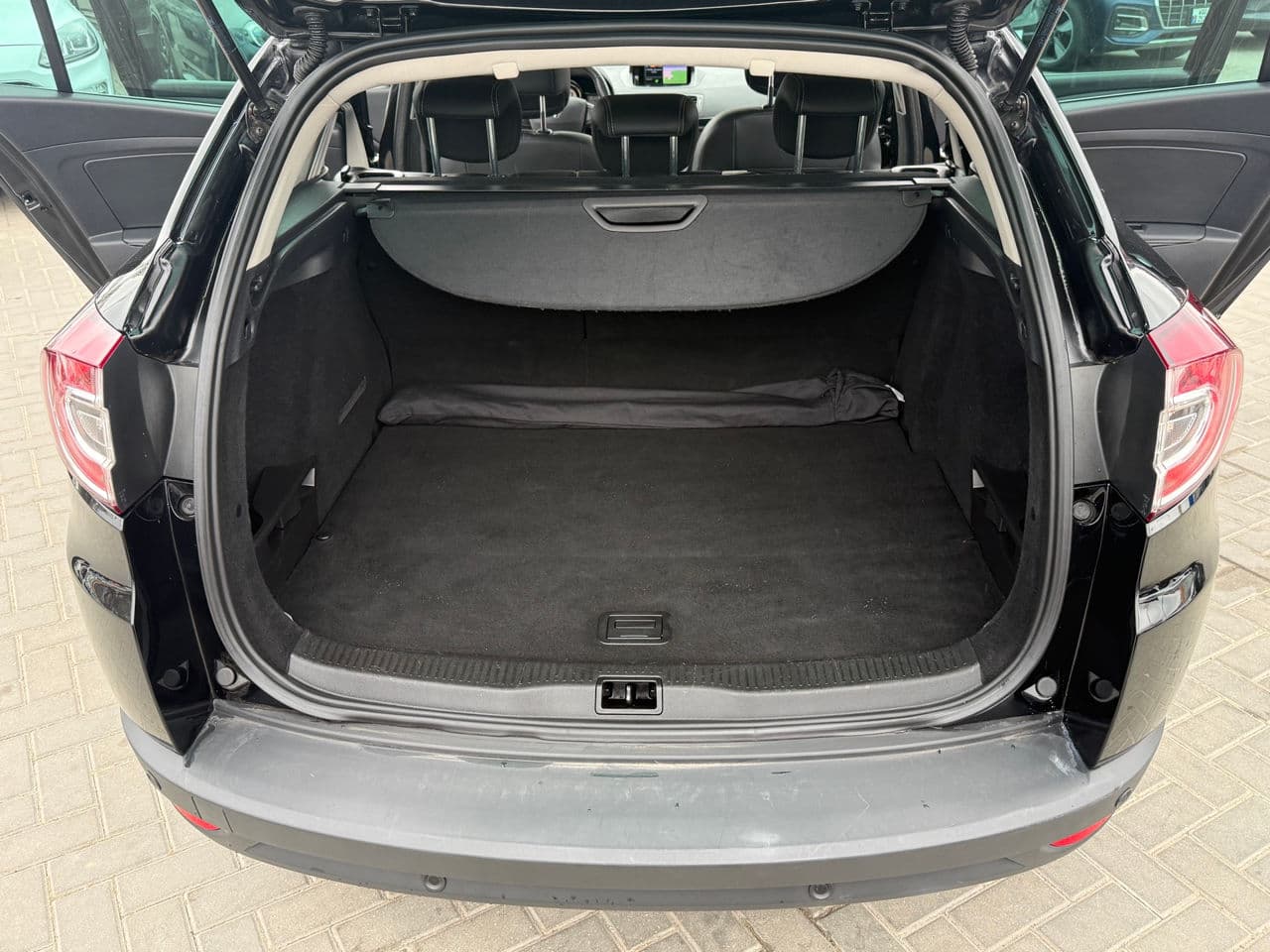 2015 Renault Megane — Miniatură 21