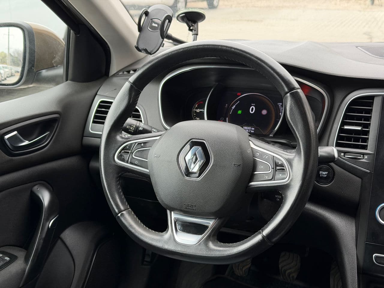 2018 Renault Megane — Miniatură 9