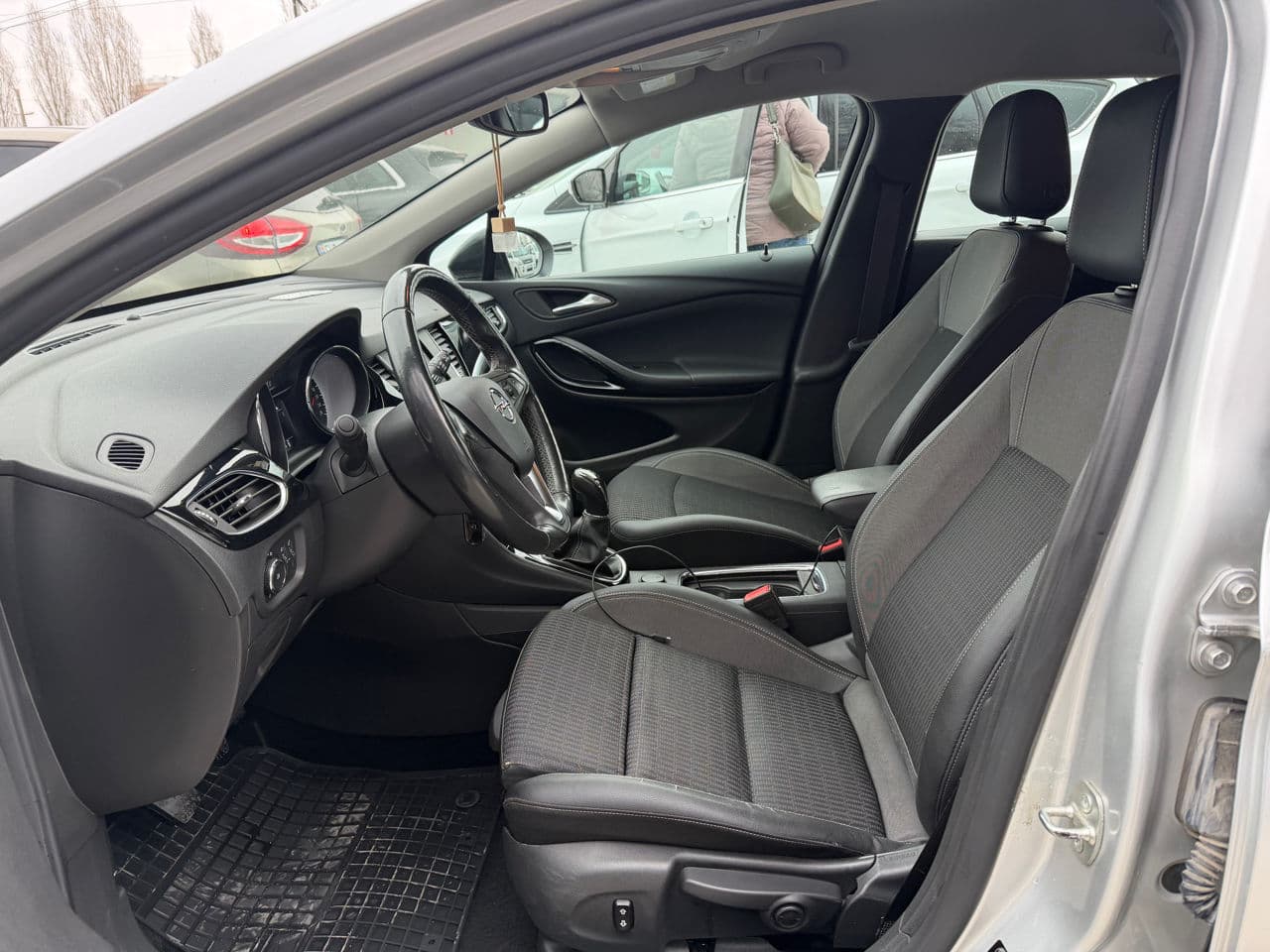 2021 Opel Astra — Miniatură 5
