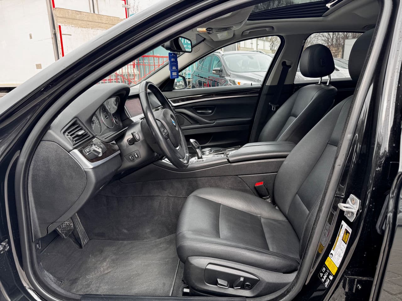 BMW 528 2015 — Миниатюра 5