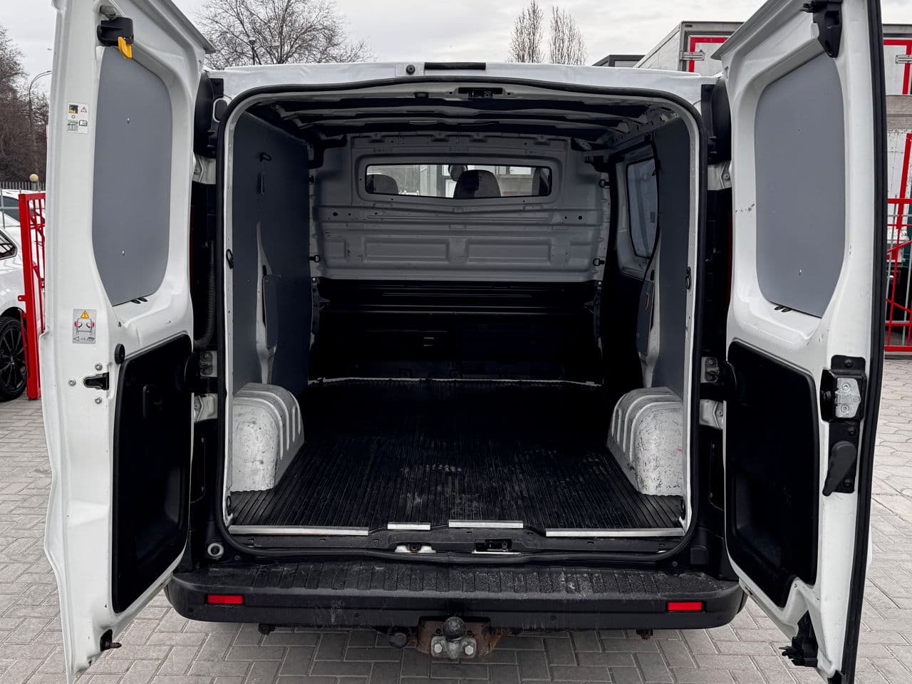 2020 Renault Trafic — Miniatură 9