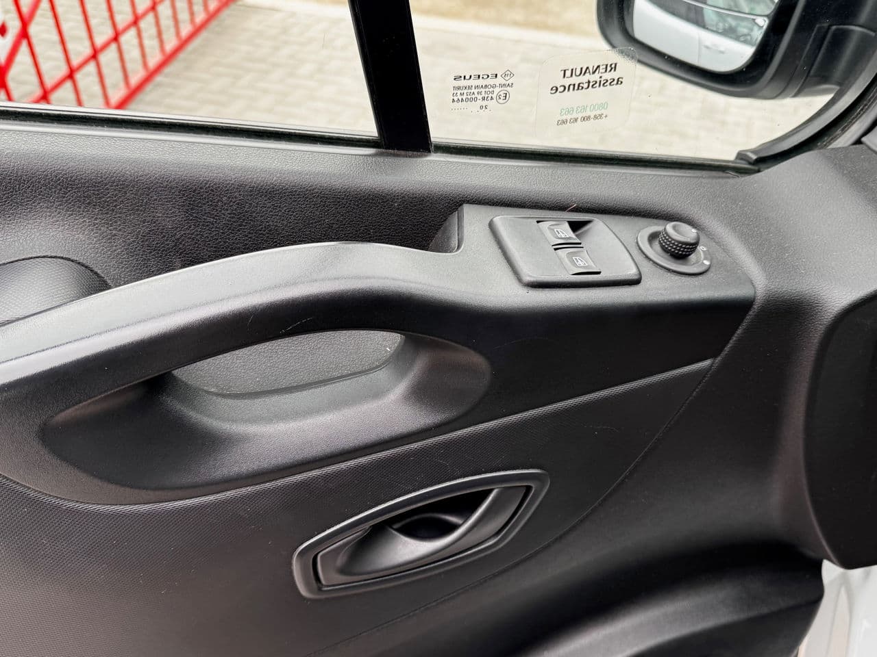 2020 Renault Trafic — Miniatură 11
