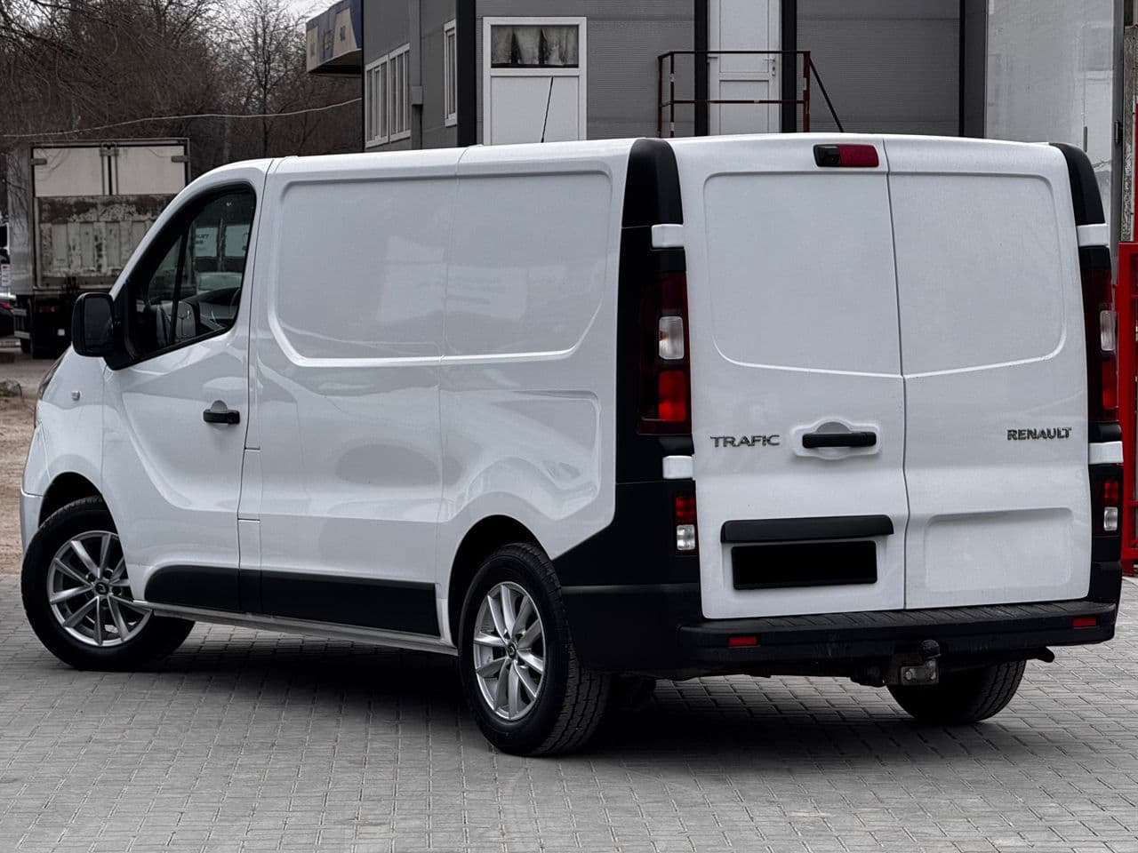 2020 Renault Trafic — Miniatură 2