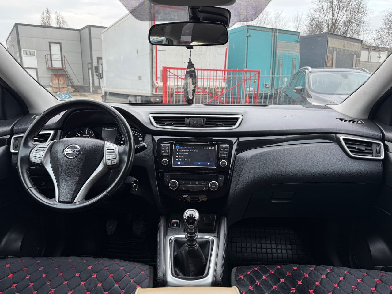 2015 Nissan Qashqai — Miniatură 7