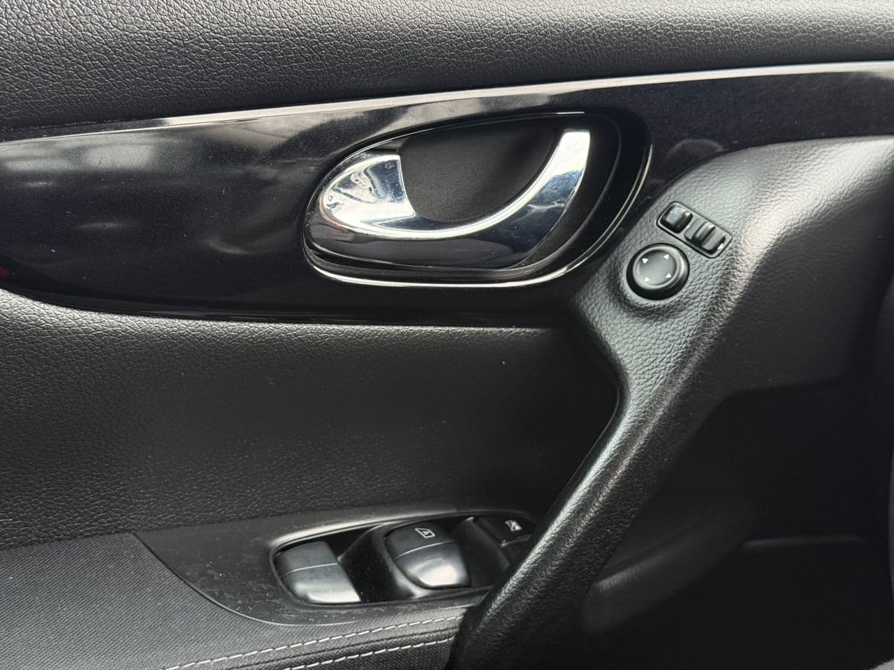 2015 Nissan Qashqai — Miniatură 15