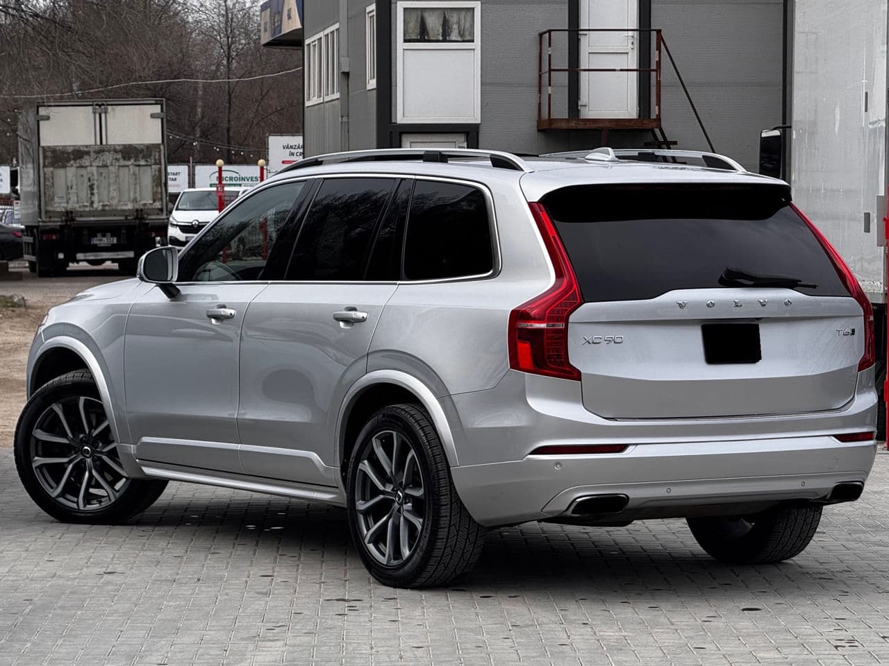 2017 Volvo XC 90 — Miniatură 2