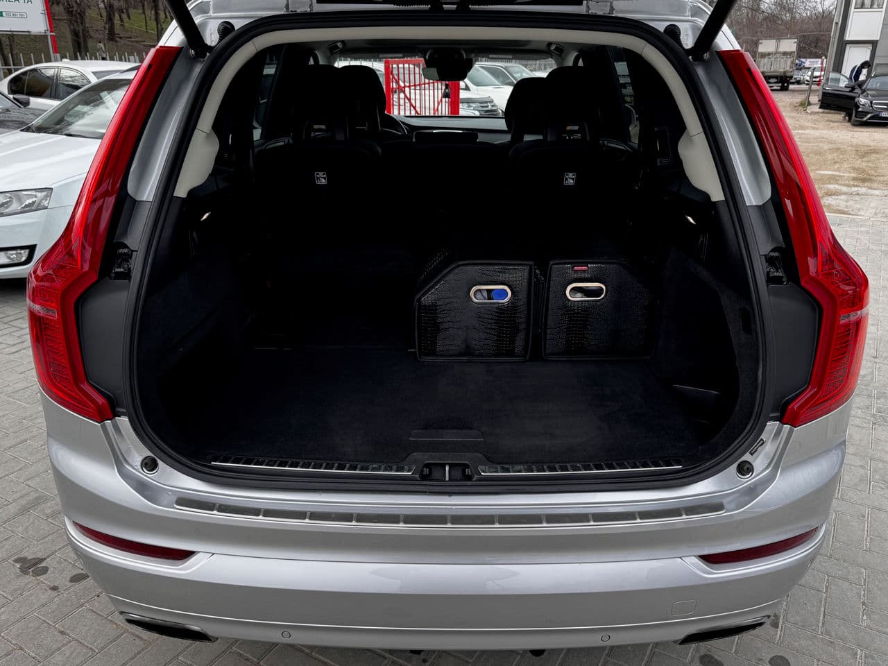 2017 Volvo XC 90 — Miniatură 17