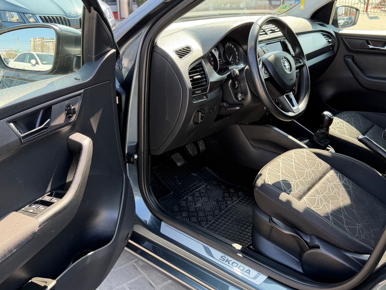 2018 Skoda Fabia — Miniatură 5