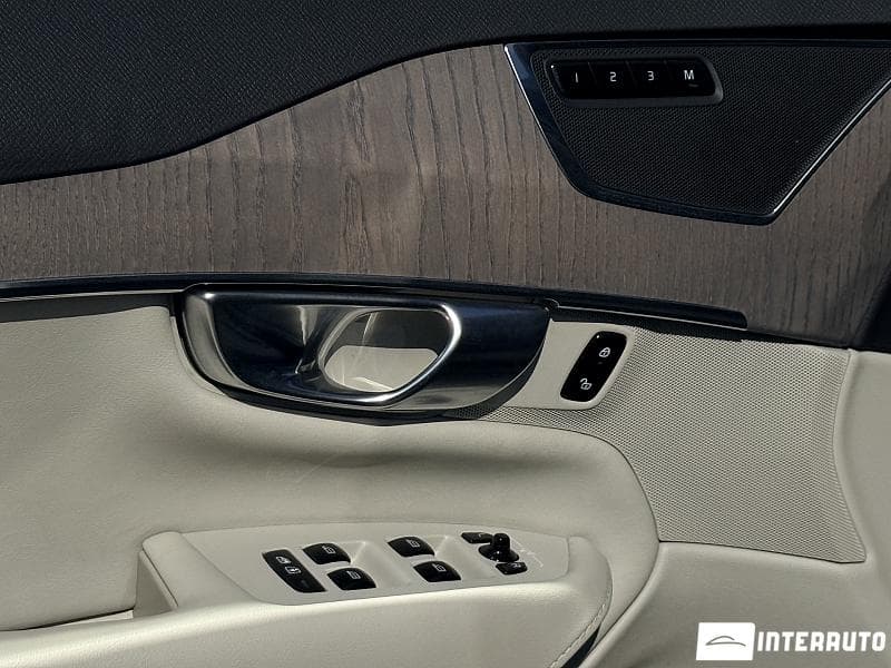 2023 Volvo XC 90 — Miniatură 9