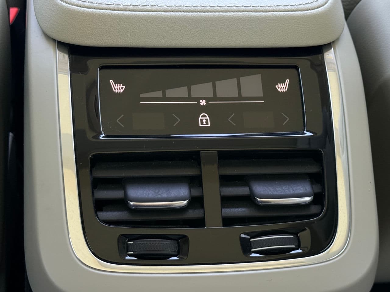 2023 Volvo XC 90 — Miniatură 23