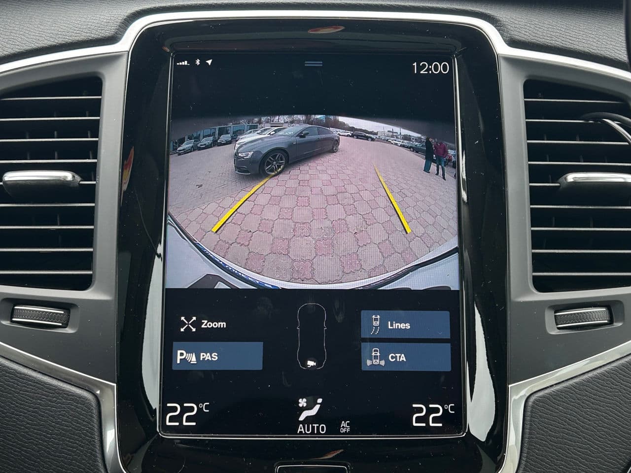 2022 Volvo XC 90 — Miniatură 13