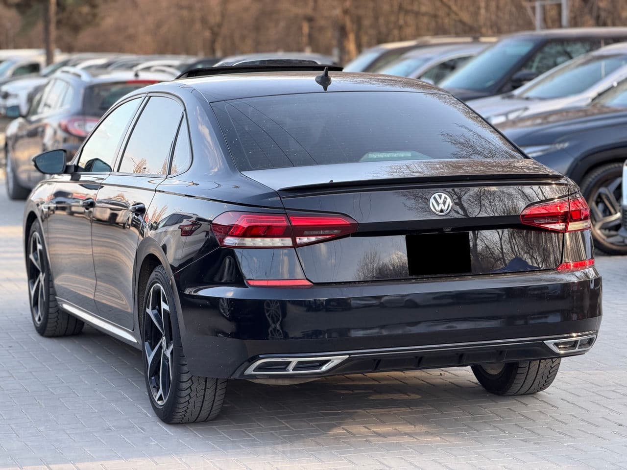 2020 Volkswagen Passat — Miniatură 4